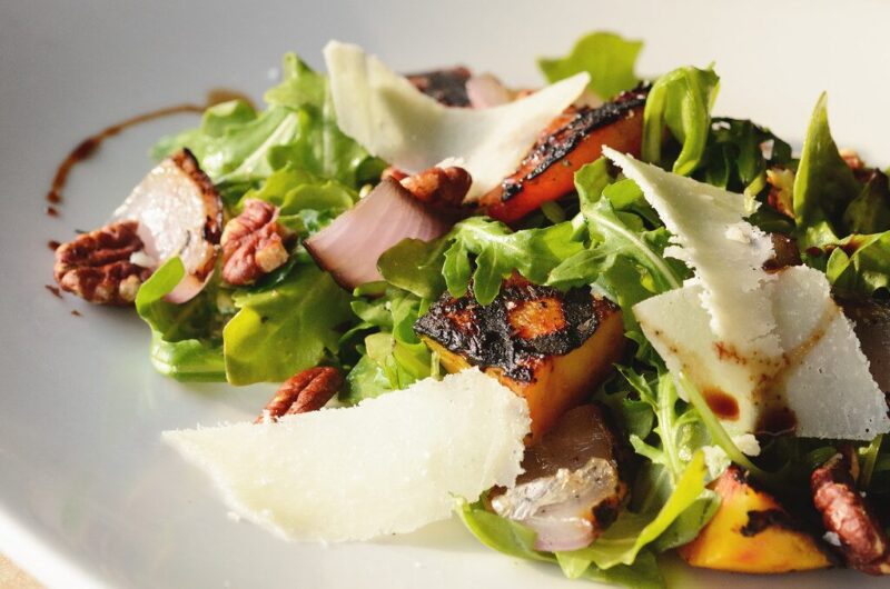 Quick Summer Peach Salad Recipe: No Cooking Required