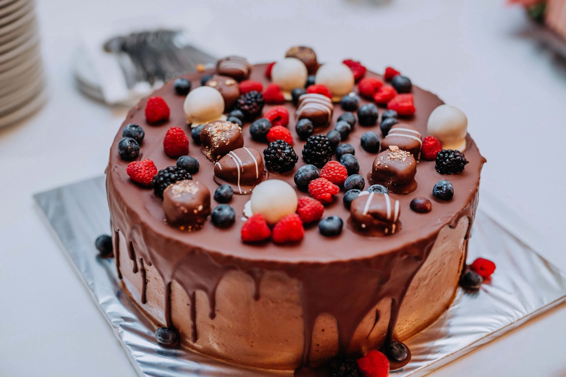 Epic Chocolate Cake Recipe That’ll Blow Your Mind | Gvlin